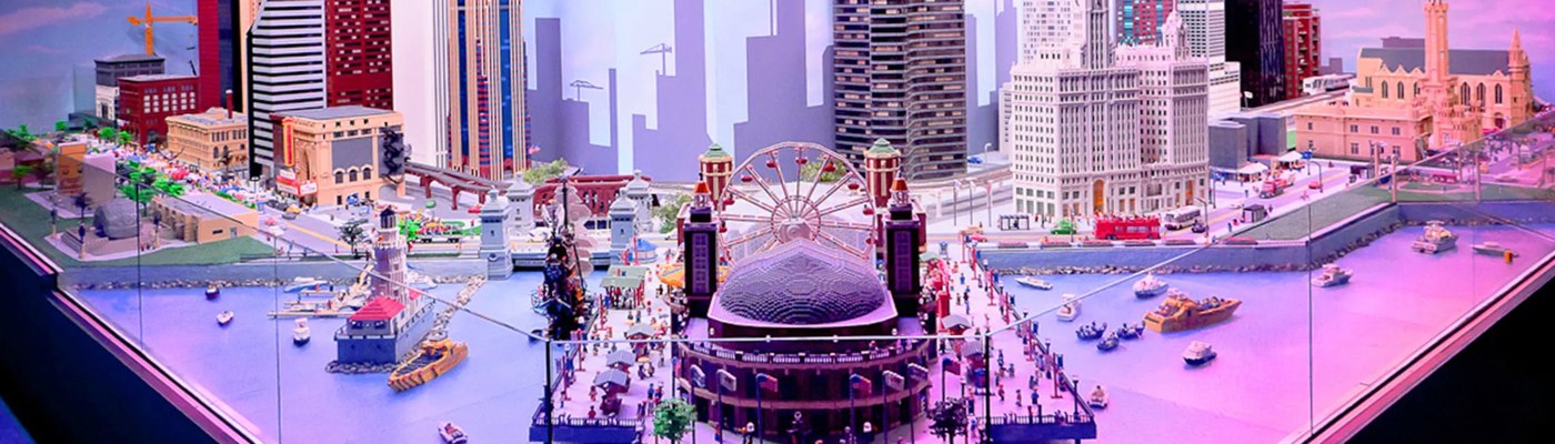Chicago skyline and Cloud Gate model in MINILAND at LEGOLAND Discovery Center Chicago