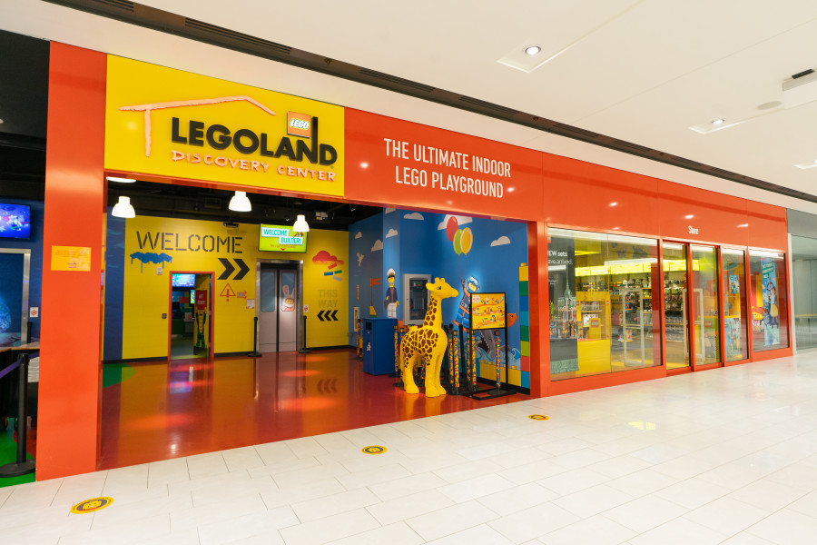 Entrance to LEGOLAND Discovery Center New Jersey at American Dream